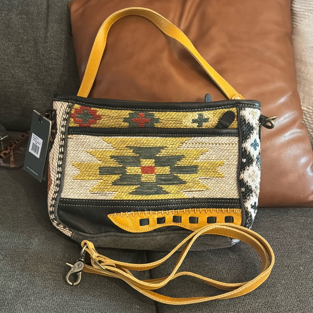 Myra Crossbody Bag